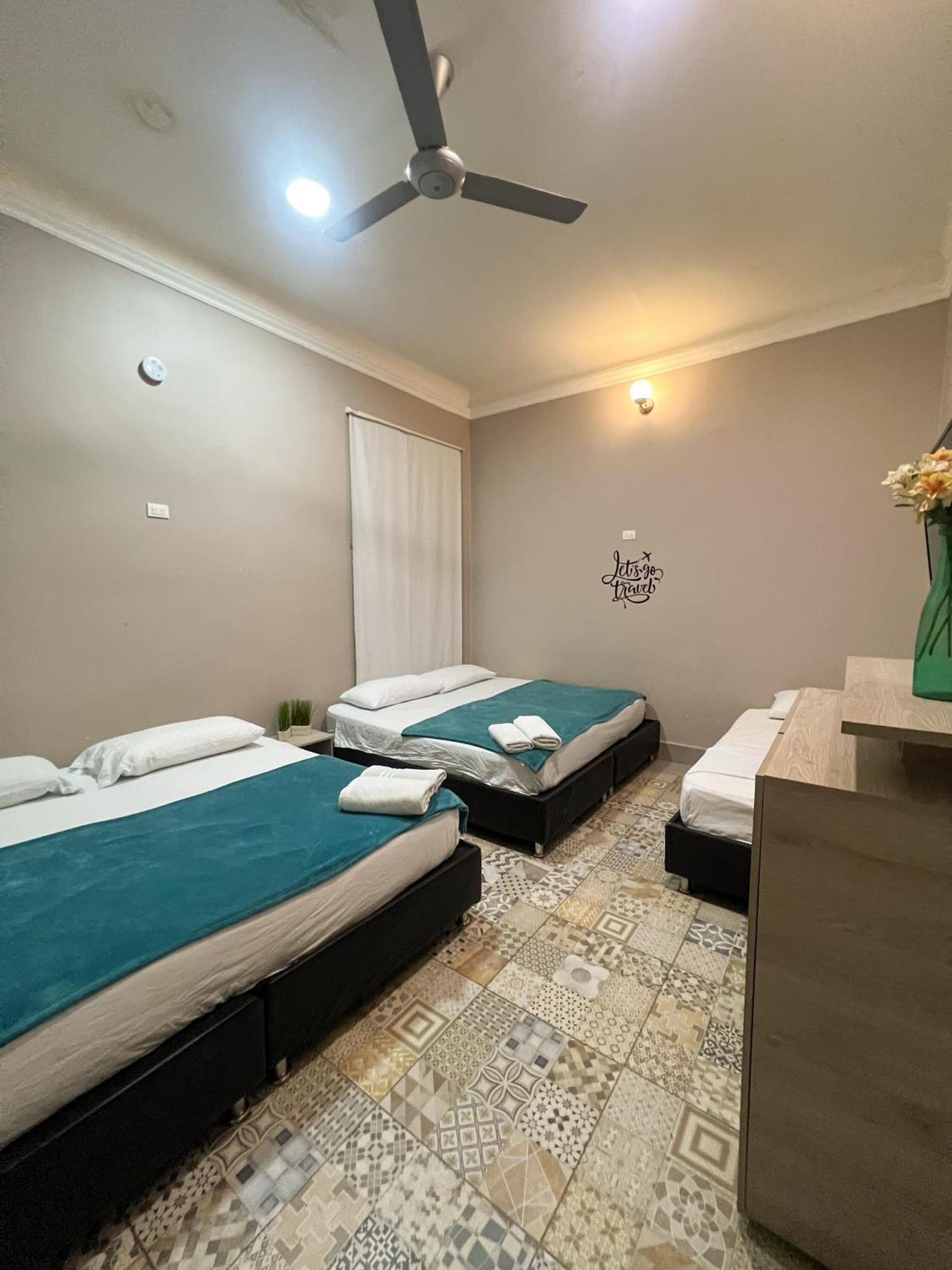 Casa Avelina Boutique Hostel 圣玛尔塔 外观 照片